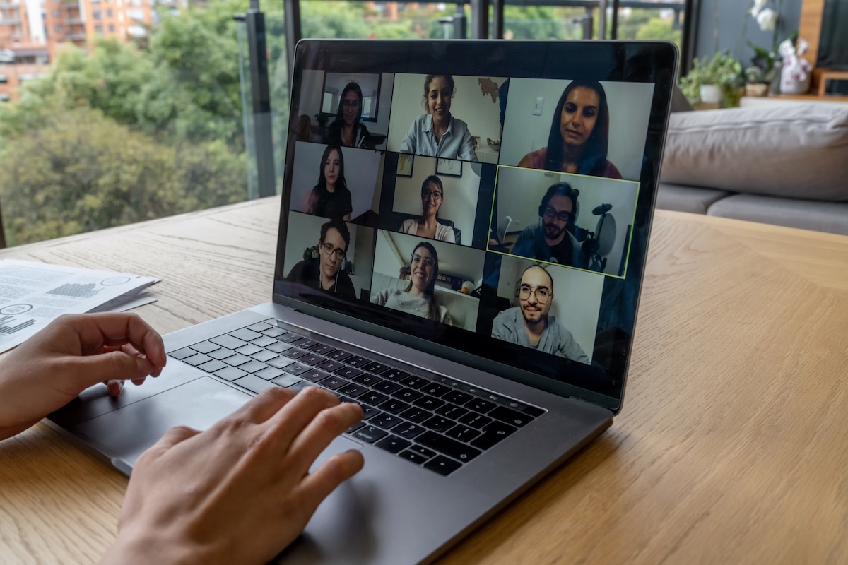 Online cocktail course for teams